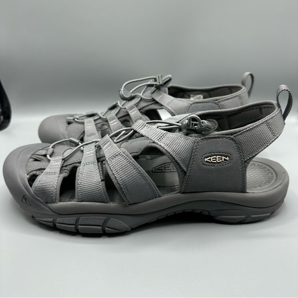 KEEN Men’s Newport H2 Closed Toe Water Sandals Men’s Size 17 Gray